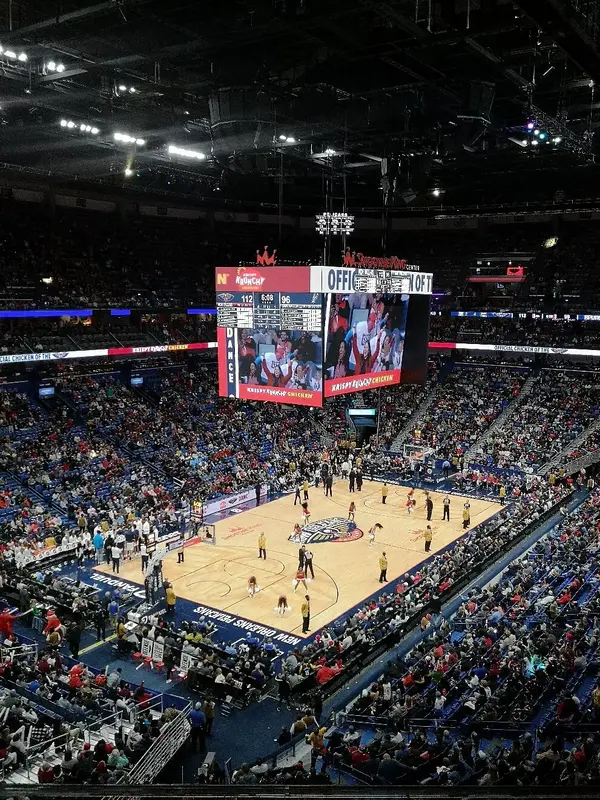 smoothie king center